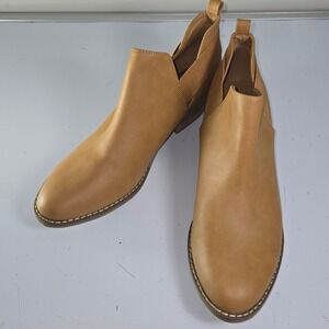 N0504 Dolce Vita Women's Size‎ 9.5 Tan Faux Leather Heeled Ankle Booties Shoes